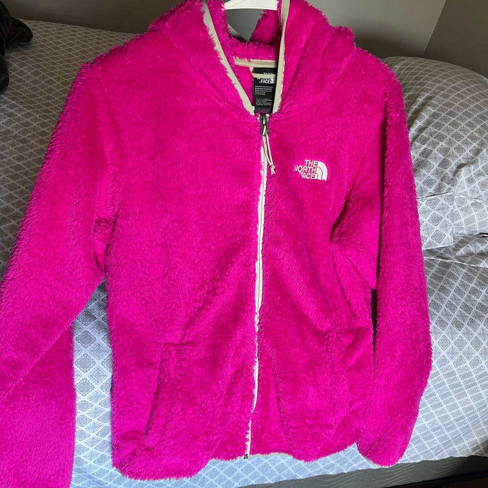 hot pink north face fuzzy zip up